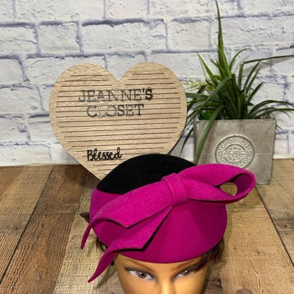 Frank Olive Vintage 100% wool magenta black Ladies Hat Private collection